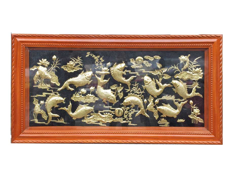Bức tranh cá chép hoa sen bằng đồng vàng mộc 1m7 x85 cm - TR0299