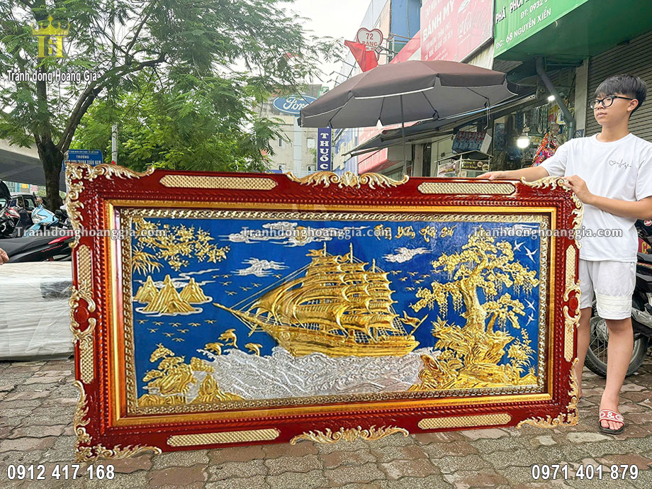 Bức tranh thuận buồm xuôi gió mạ vàng được làm từ đồng tấm nhập khẩu có độ dày 8rem