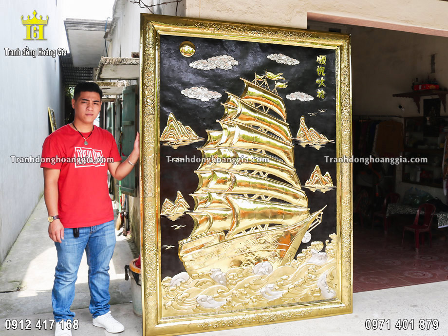 Bức tranh thuận buồm được nghệ nhân của Hoàng Gia chế tác hoàn toàn thủ công truyền thống