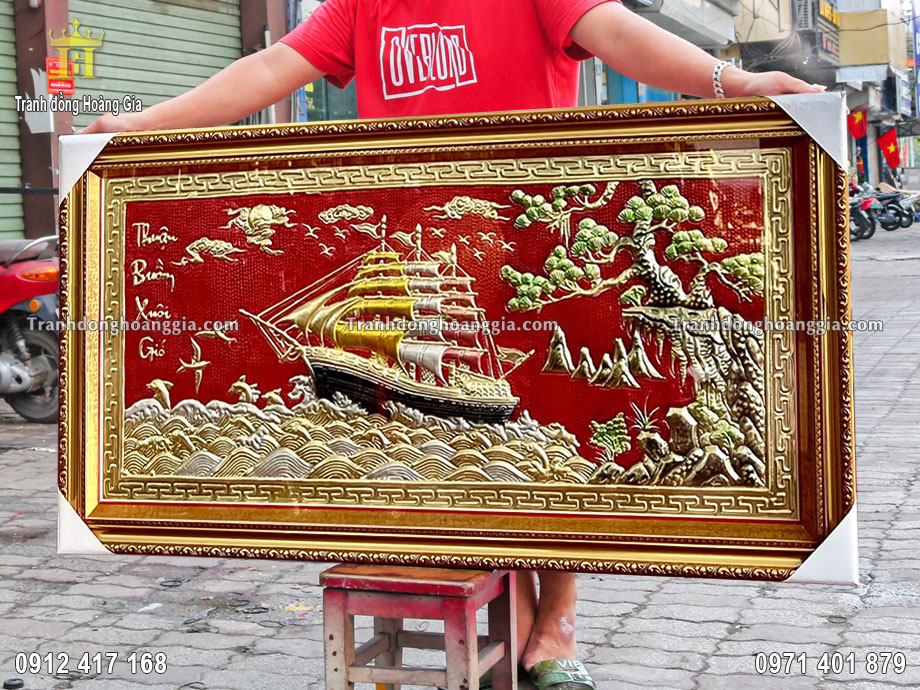 Tranh thuận buồm xuôi gió mang ý nghĩa biểu tượng của may mắn, thành công