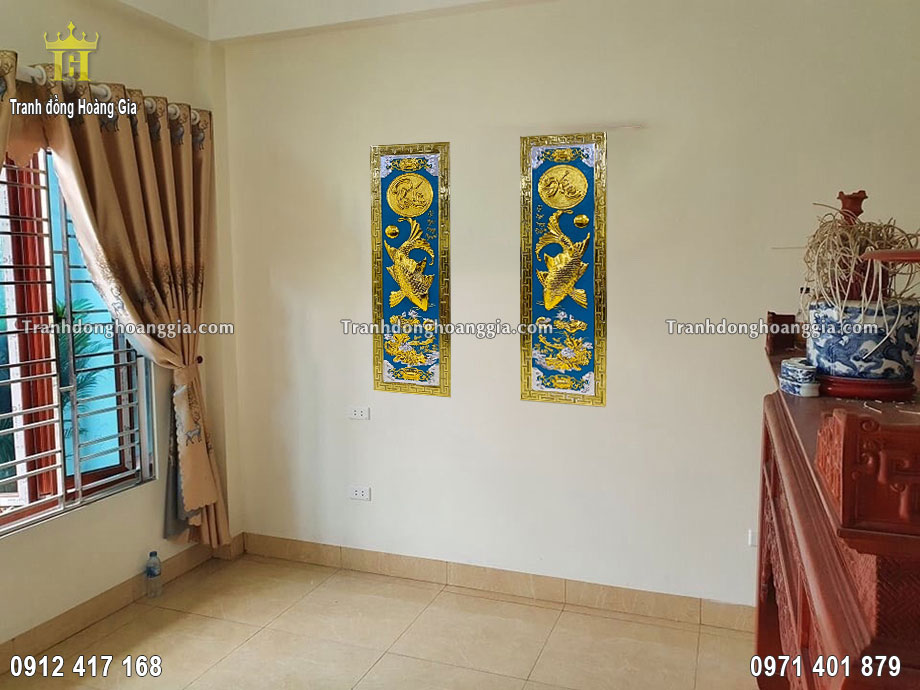 Bộ tranh lý ngư vọng nguyệt mạ vàng 24K thích hợp bày trí phòng thờ sang trọng
