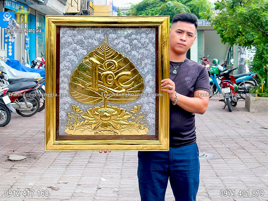 Nguyên liệu chế tác tranh lá bồ đề chữ lộc là đồng tấm nhập khẩu loại I