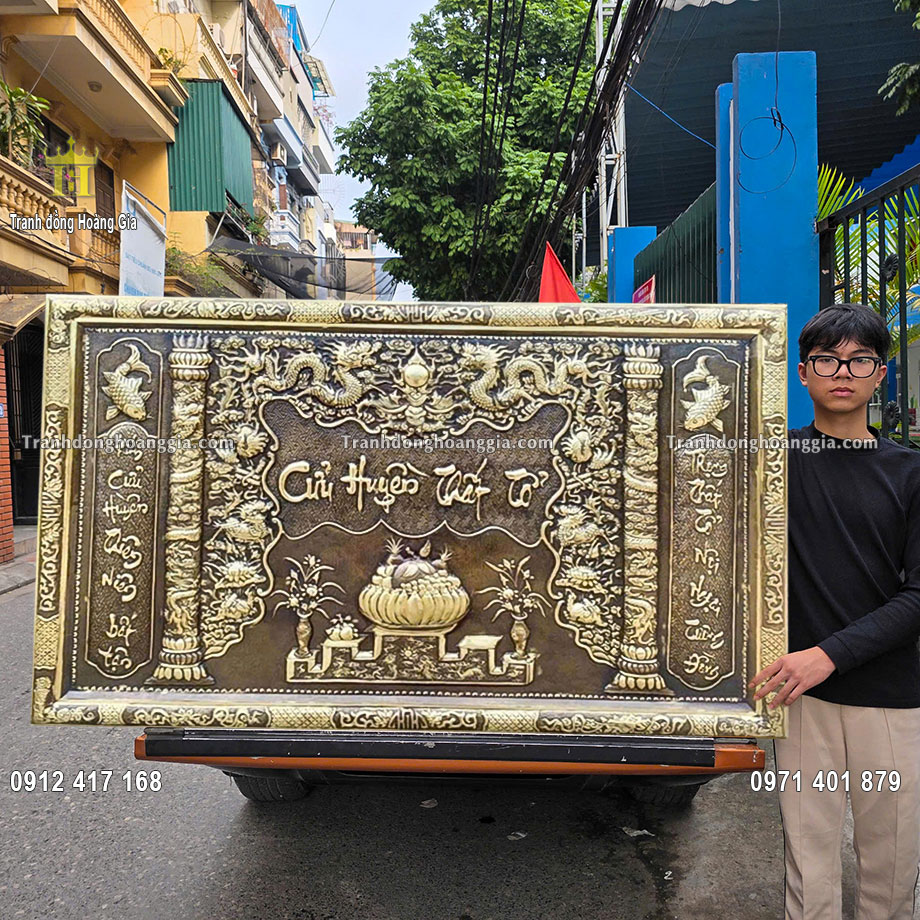 Hoàn thiện tấm cửu huyền thất tổ bằng đồng hun giả cổ cho khách hàng