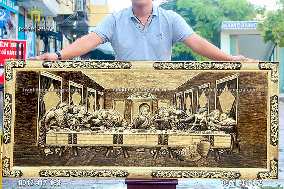 Nguyên liệu chế tác tranh là đồng vàng tấm nhập khẩu cao cấp