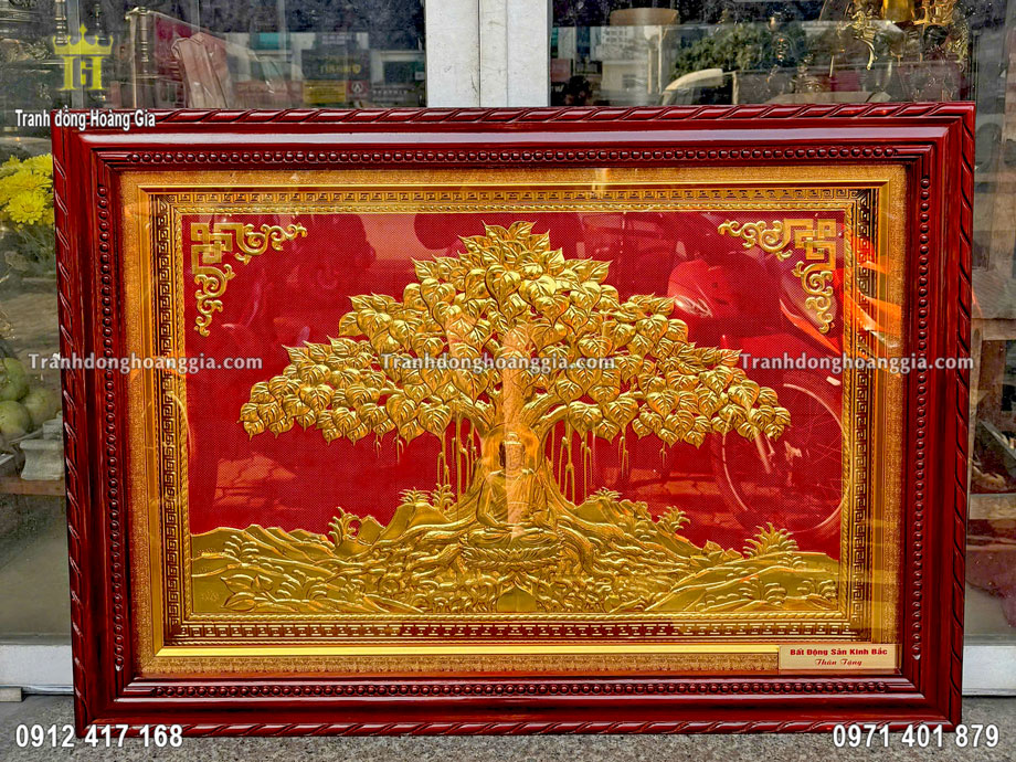 Bức tranh cây bồ đề dát vàng được nghệ nhân của chúng tôi chế tác hoàn toàn thủ công tinh xảo