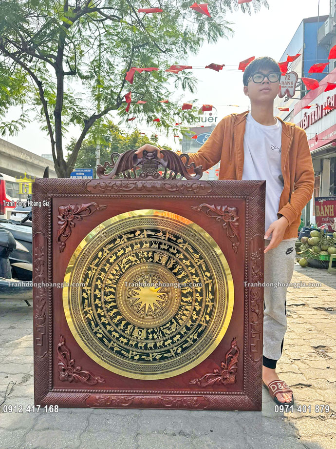 Tranh Đồng Hoàng Gia là địa chỉ chế tác tranh trống đồng uy tín chất lượng