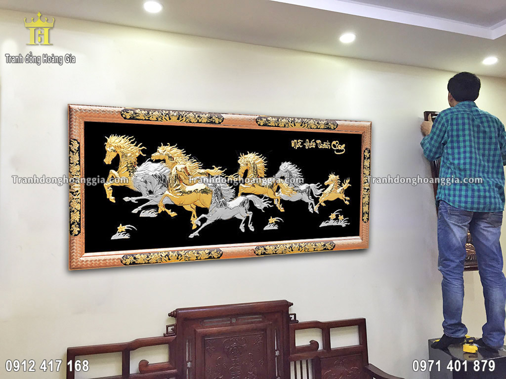 Bức tranh Mã Đáo Thành Công khảm vàng, bạc 1m68x68cm